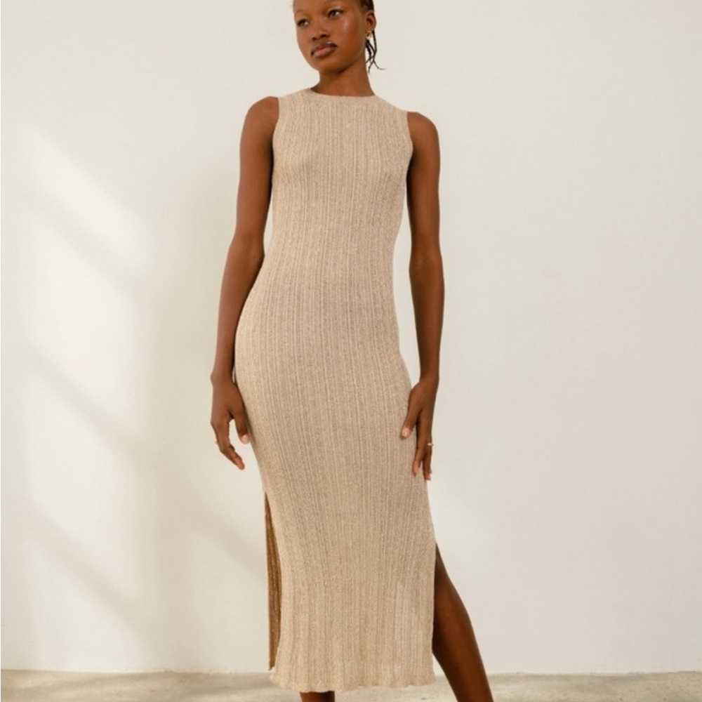 ALOHAS Beige Ribbed Midi Dress